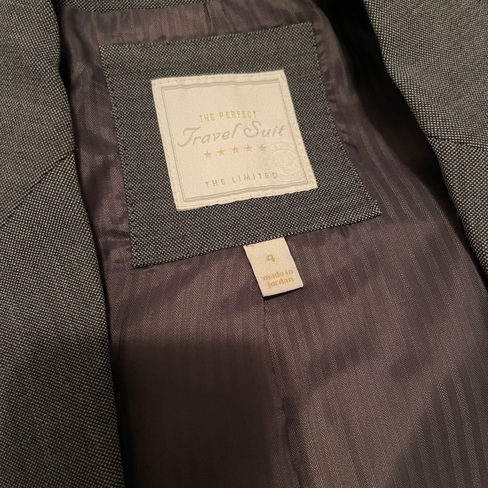 Vintage The Limited Grey “Perfect Travel” Suit Blazer - Sz 4 - Picture 5 of 9